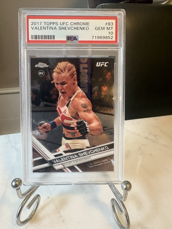2017 Topps Chrome UFC Valentina Shevchenko #83 (RC) Rookie PSA 10
