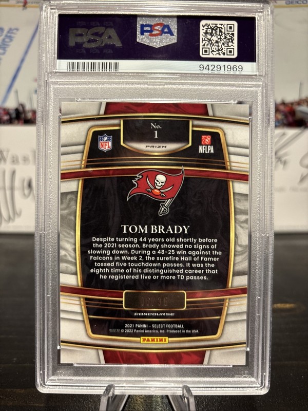 2021 Select Tom Brady White Prizm /35 PSA 10 view 2