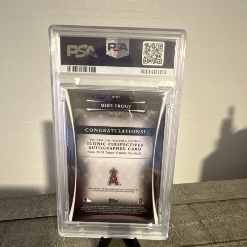Topps 2018 Tribute Mike Trout Iconic Perspectives Auto IP-MT PSA 8/10 #/10 view 2