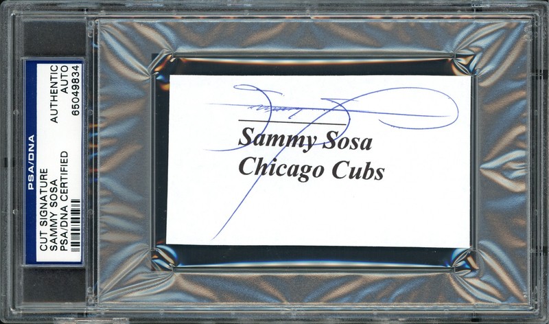 Sammy Sosa Signed 2.25x3.75 Cut Signature Card Chicago Cubs PSA/DNA #65049834