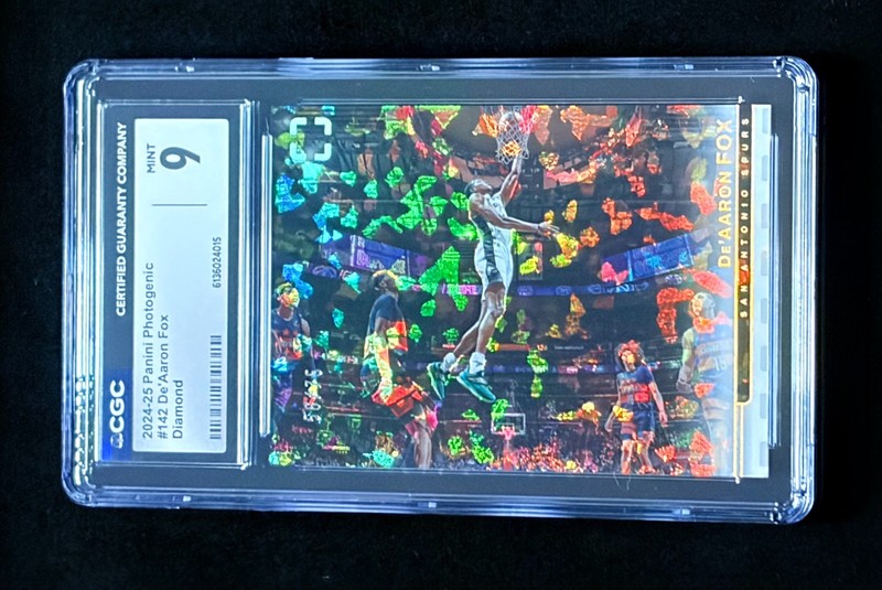 De'Aaron Fox Card - Photogenic Diamond /75 - Graded CGC - Spurs Basketball Cards