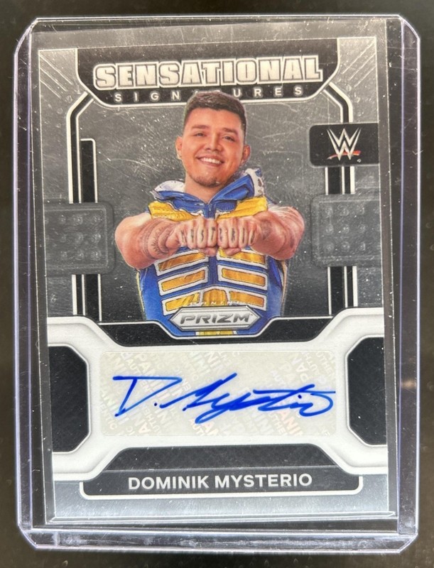 2022 Panini Prizm WWE Dominik Mysterio Sensational Signatures Auto #SS-DMY