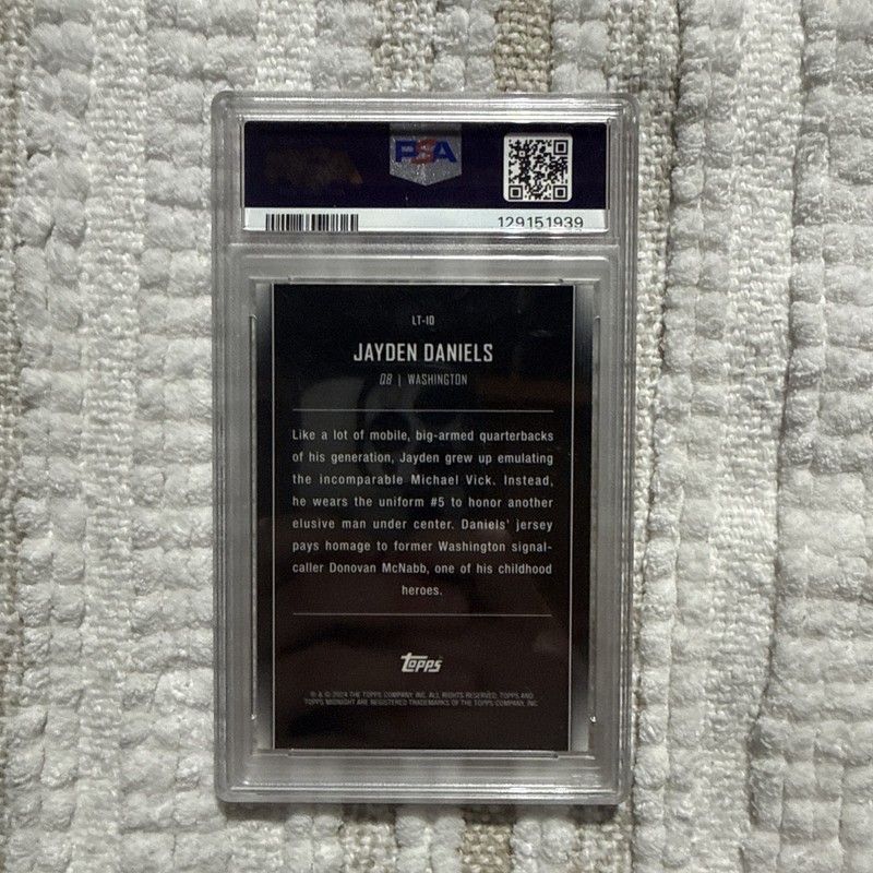 💥💥 PSA 8 2024 Topps Midnight Jayden Daniels LT-10 Lunar Tide Rookie Moon Beam view 2
