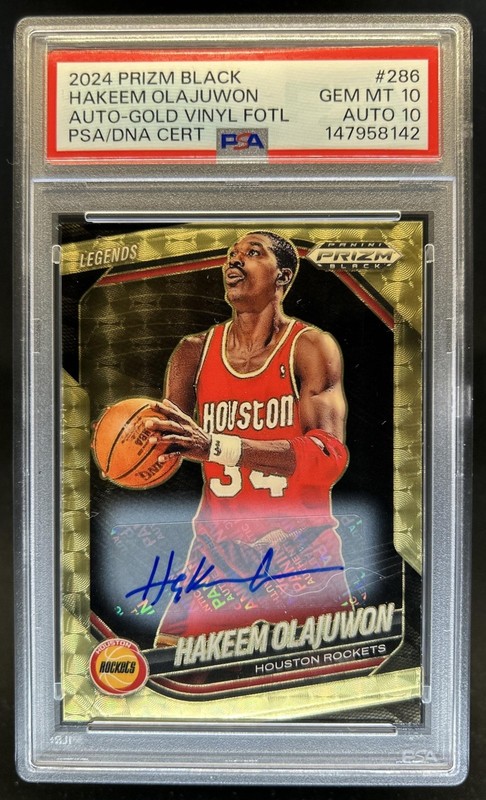 2024-25 Prizm Black Hakeem Olajuwon Legends Auto Gold Vinyl FOTL Prizm /5 PSA 10