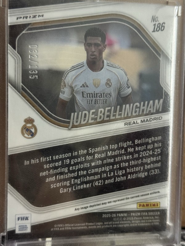 2026 Panini Prizm FIFA Jude Bellingham Purple Mosaic /135 #186 view 2