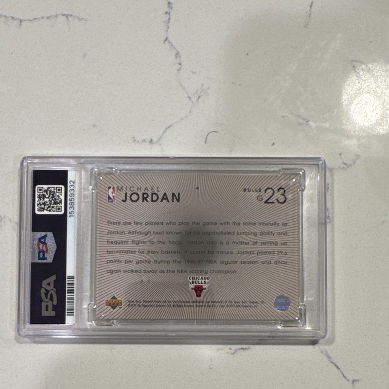 Upper Deck 1997-98 Diamond Vision Michael Jordan Chicago Bulls #4 PSA 8 view 2