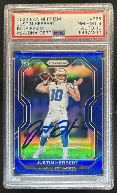 2020 Panini Prizm Justin Herbert RC IP Auto Blue Rookie #325 Chargers PSA 8 10