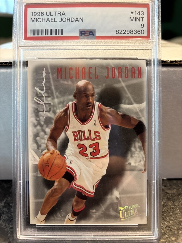 1996-97 Fleer Ultra #143 Michael Jordan HOF GOAT BULLS PSA 9 MINT