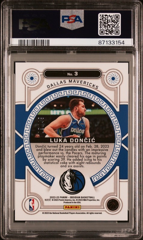 2022-23 Obsidian Luka Doncic #3 Orbital Electric Etch Purple Flood /49 PSA 10 view 2