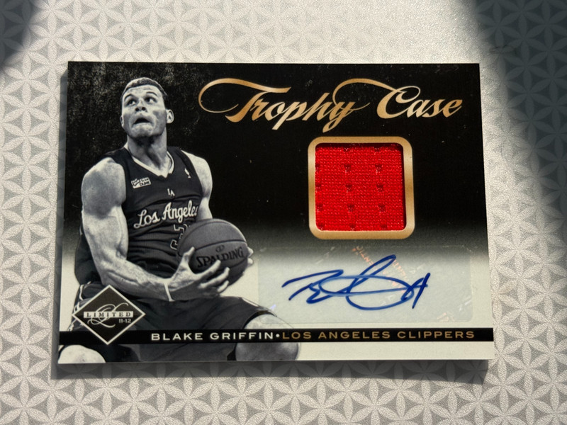 2011 Limited Trophy Case Auto Game Used Jersey Blake Griffin 21/25