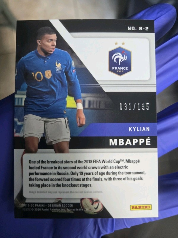 2019-20 Panini Obsidian - Supernova Kylian Mbappe #S-2 /135 view 2
