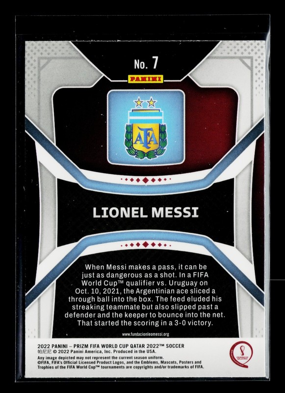 2022 Panini Prizm FIFA World Cup Lionel Messi Argentina #7 NM view 2