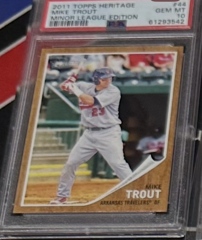 2011 MIKE TROUT TOPPS HERITAGE MINOR LEAGUE RC CARD # 44 - PSA 10 GEM MINT !!!