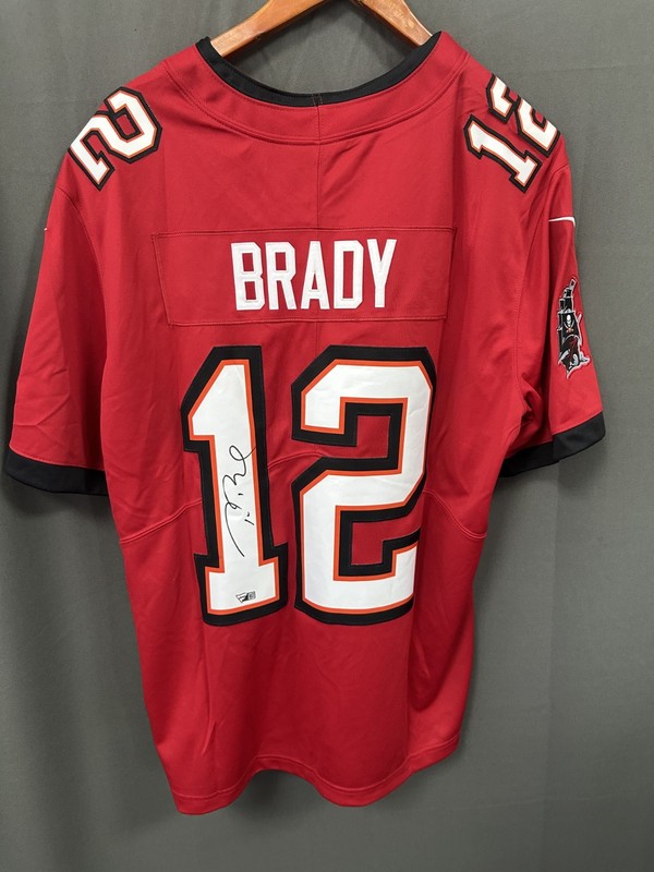 Tom Brady Signed Tampa Bay Buccaneers Football Jersey AUTO Fanatics Sz XL