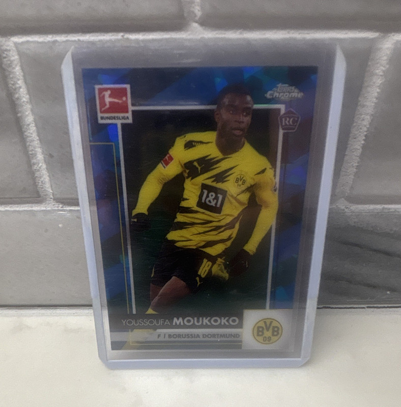 Topps Chrome Bundesliga Sapphire Edition Youssoufa Moukoko RC #29 Dortmund
