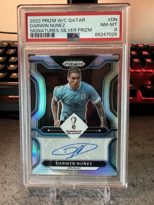2022 Panini Prizm World Cup #90 Darwin Nunez AUTO *9/199* Jersey Number