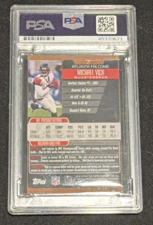 Michael Vick Signed 2005 Bowman #7 PSA/DNA view 2
