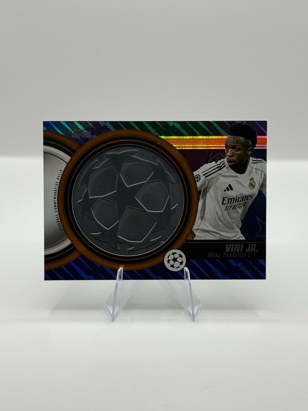2025-26 Topps UEFA Club Comp Vinicius Jr Starball Commemorative Relic /25 SCR-VJ