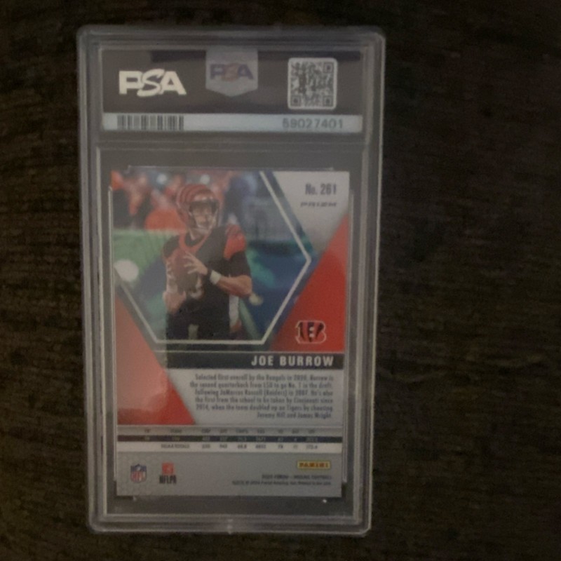 Panini Mosaic NFL Debut Joe Burrow #261 Mosaic Prizm Rookie PSA 10 Bengals