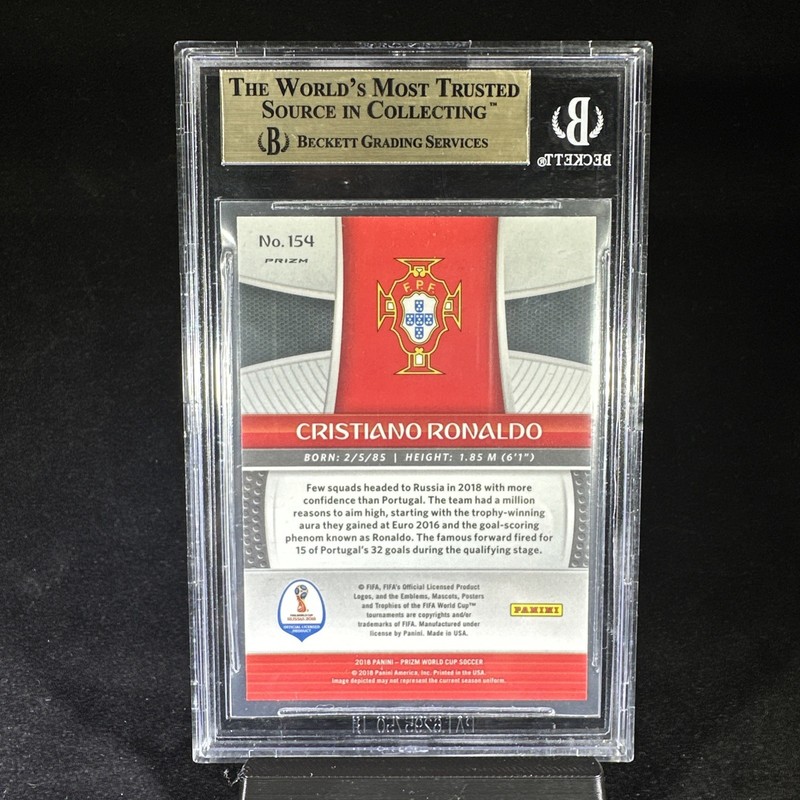2018 Panini Prizm World Cup  Cristiano Ronaldo Red Mosaic color Match 🔥 Gem   view 2