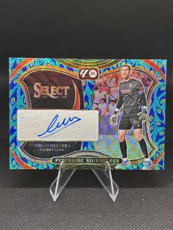 2024-25 Panini Select La Liga - Sergio Herrera Pitchside Signatures #PS-SH view 1