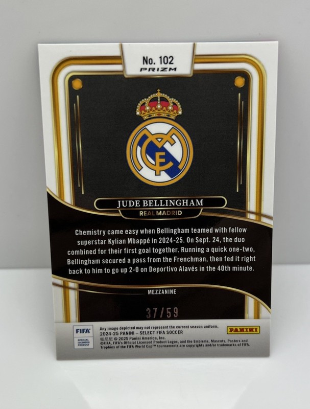 24-25 Panini Select FIFA Field Level Jude Bellingham Pink Prizm /59 Real Madrid view 2