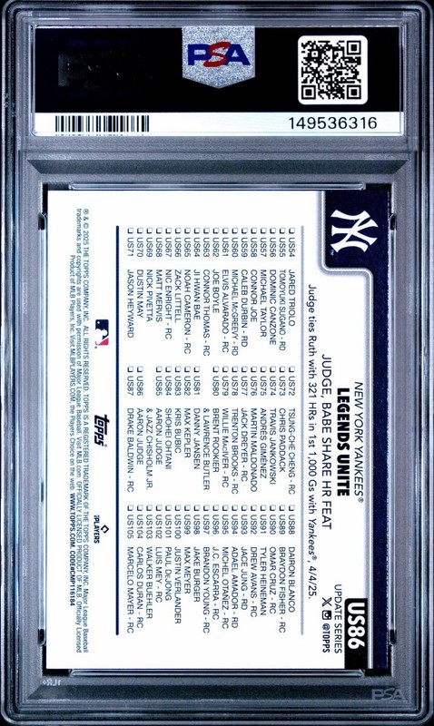 2025 Topps Update #US86 Aaron Judge NEW YORK YANKEES PSA 10 view 2