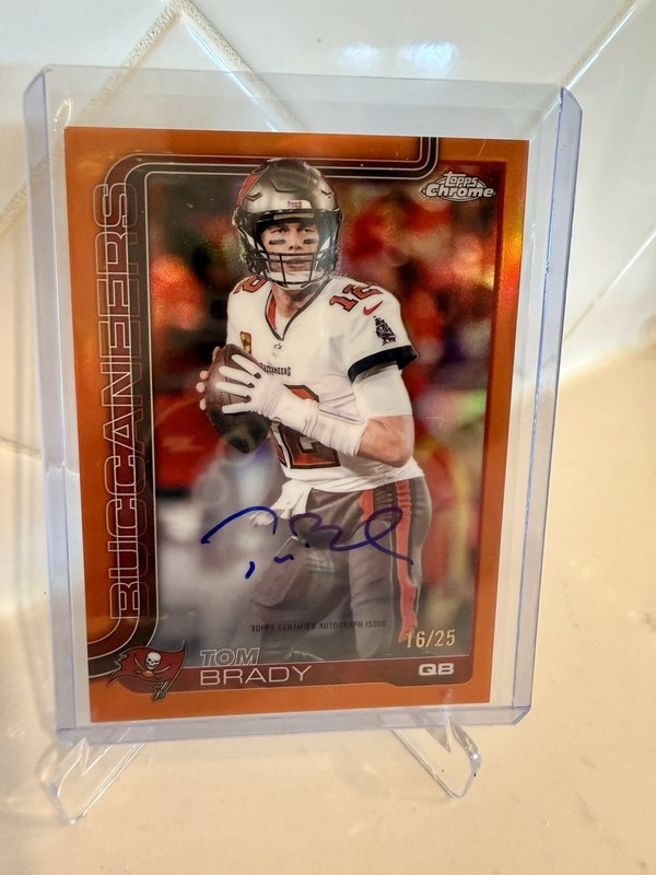 2025 Topps Chrome TOM BRADY AUTO /25 Orange Refractor Bucs