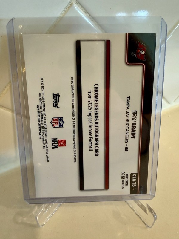 2025 Topps Chrome TOM BRADY AUTO /25 Orange Refractor Bucs view 2