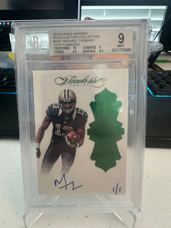 2016 Panini Flawless Rookie Autographs Michael Thomas #RAMT 1/1 BGS 9