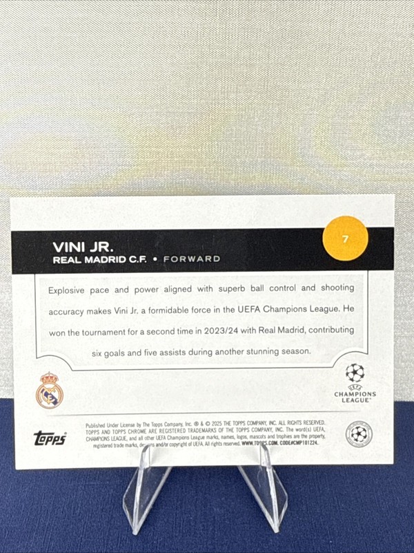 Vini Jr 2024-25 Topps Chrome UEFA Black Wave /10 #7 Real Madrid view 2