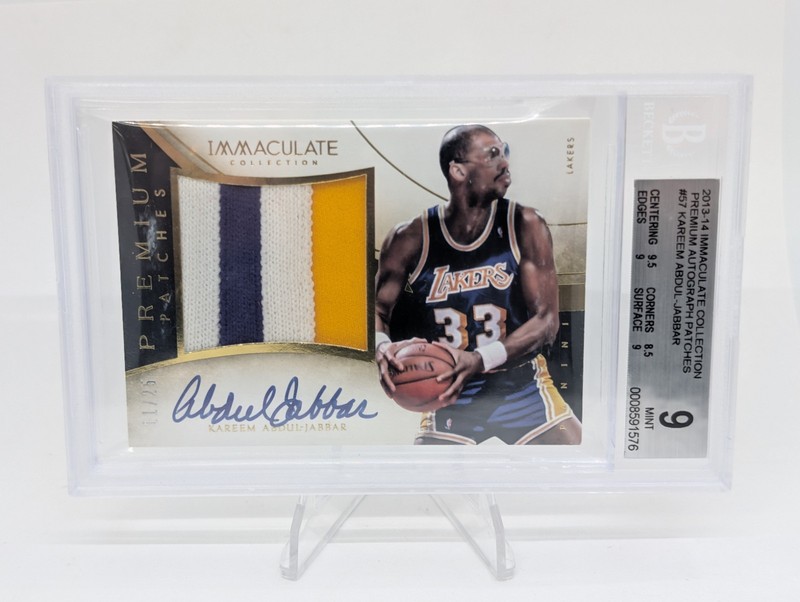 Kareem Abdul-Jabbar 2013 Panini Immaculate Game-Worn Patch Auto 11/25 Beckett 9