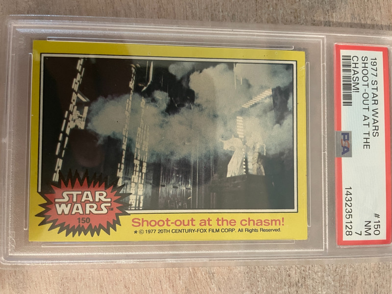 1977 Topps Star Wars Card #150 Shoot-Out At The Chasm PSA 7