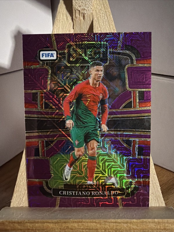 2023-24 Cristiano Ronaldo FIFA Select Purple Mojo Prizm #95 Portugal Look!