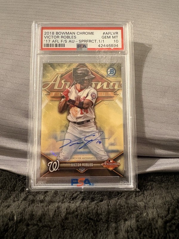 2018 Topps Bowman Chrome Victor Robles Superfractor PSA 10