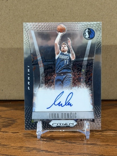 2023-24 NBA Panini Prizm Deca Luka Doncic ON CARD AUTO Card RARE AUTO CARD