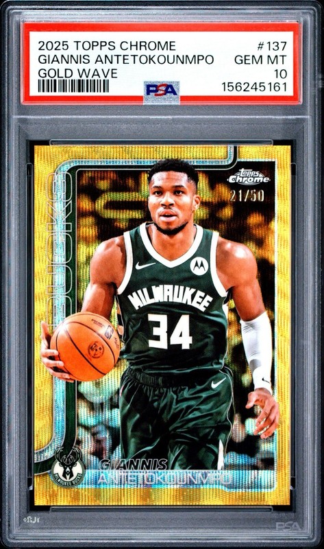 2025-26 Topps Chrome - Giannis Antetokounmpo #137 Gold Wave Refractor /50 PSA 10
