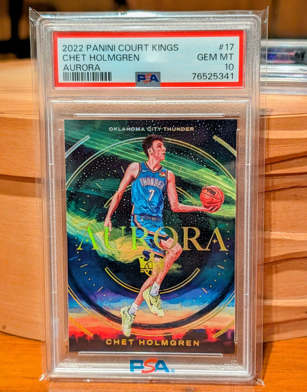Panini 2022-23 Court Kings Aurora #17 Chet Holmgren RC PSA 10 Thunder