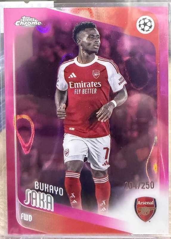 2025-26 Topps Chrome UEFA CC Bukayo Saka Pink Lava Refractor 204/250
