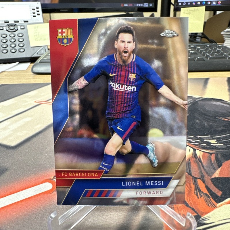 2022-23 Topps Chrome FC Barcelona Lionel Messi #99 Barcelona Team Set