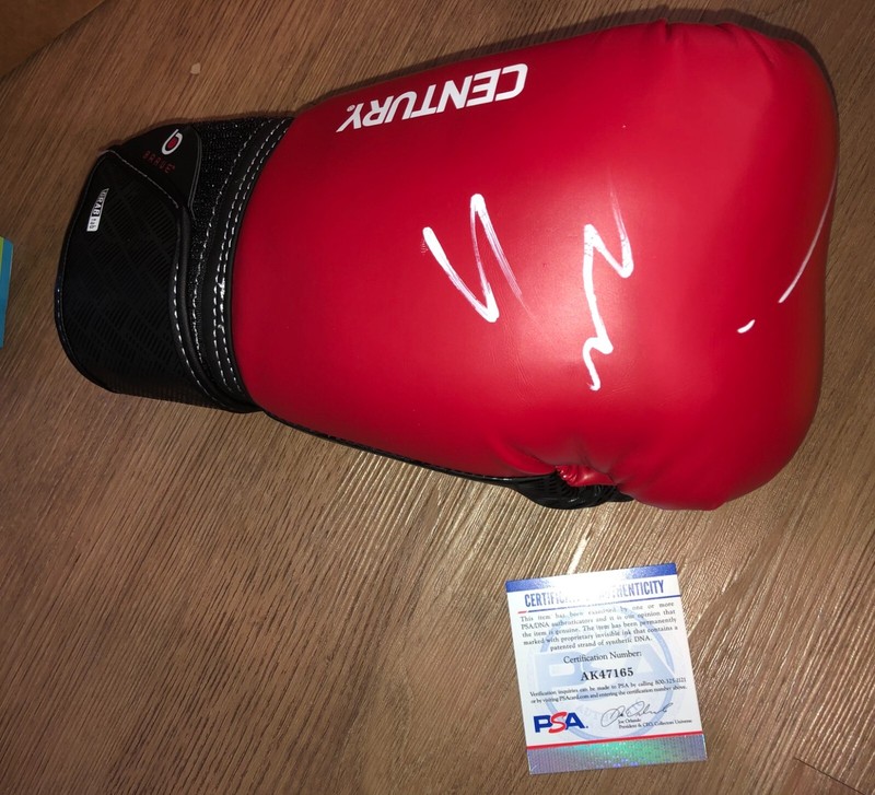 Logan Paul Youtube Signed Autographed Boxing Glove PSA Floyd Mayweather KSI WW 2