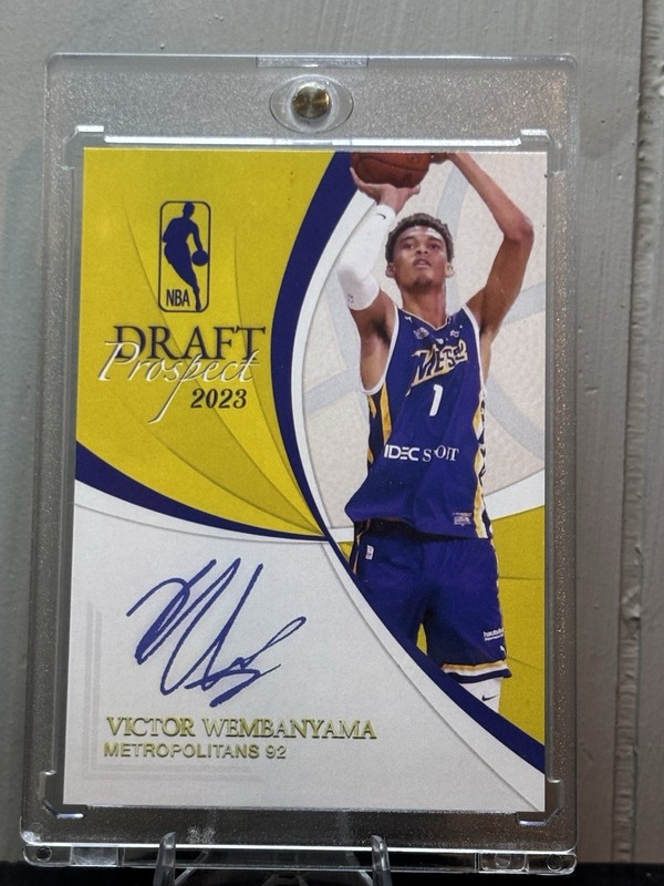 3 Victor Wembanyama Rookies Draft Prospect Auto, /1000 Rc And Regular Rc view 2