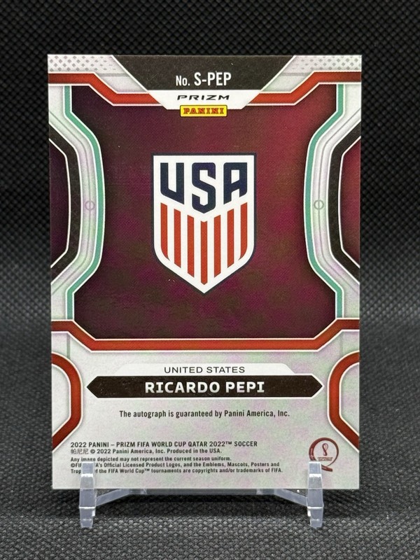 Ricardo Pepi 2022 Prizm World Cup Pulsar Refractor Rookie Auto SP USA #S-PEP view 2