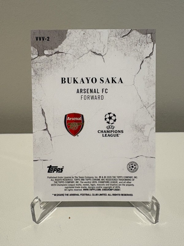 Bukayo Saka - Topps Chrome UEFA CC 2025/26 Veni Vidi Vici #VVV-2 SSP Arsenal view 2