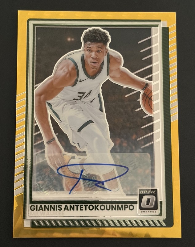 2025-26 Donruss Optic FOTL Giannis Antetokounmpo Gold Prizm Auto 1/6