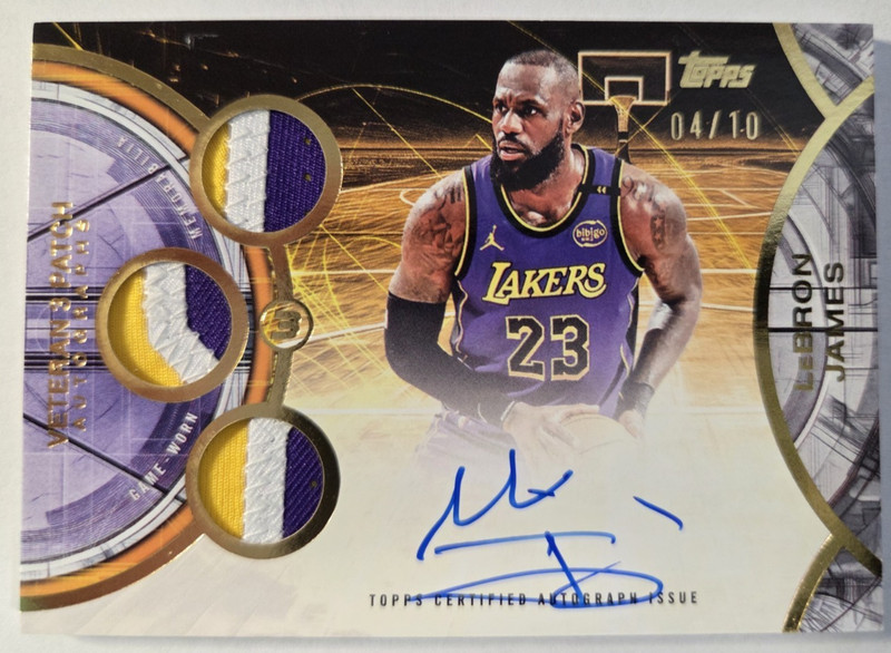 🚨 2025-26 Topps 3 LeBron James Triple Game-Used Patch Auto Gold /10 🔥 Lakers