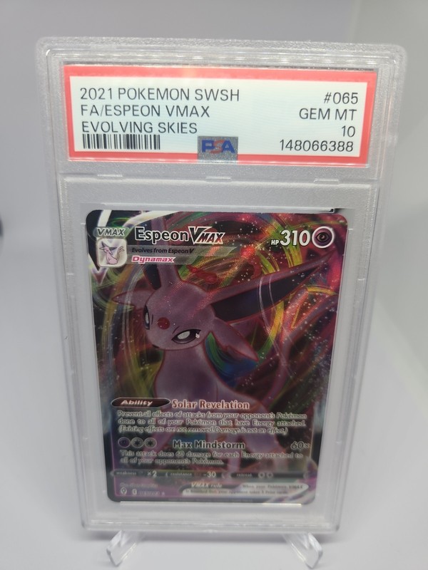 2021 Pokemon SWSH FA/Espeon Vmax Evolving Skies 065/203 PSA 10