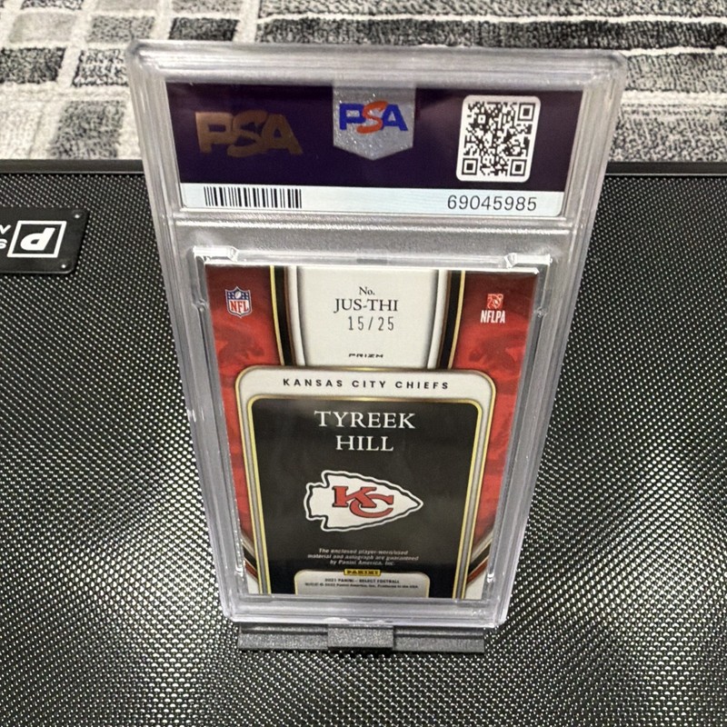 Panini 2021 Select Tyreek Hill Chiefs Jumbo Sig Swatches Tie-Dye /25 PSA 8 view 2