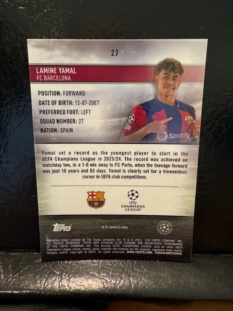 2023-24 Topps Stadium Club Chrome - Lamine Yamal #27 (RC) view 2