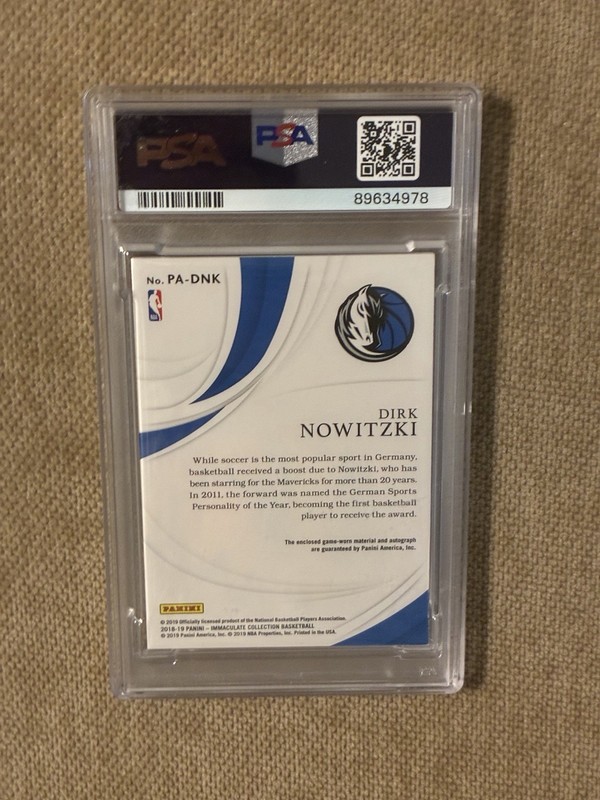2018 Panini Immaculate Dirk Nowitzki Game Worn Patch Auto 11/ 14 GOLD PSA 8 Mavs view 2
